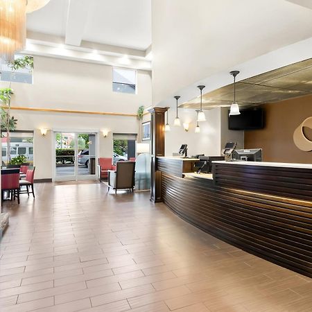 Comfort Suites Portland Airport Dış mekan fotoğraf