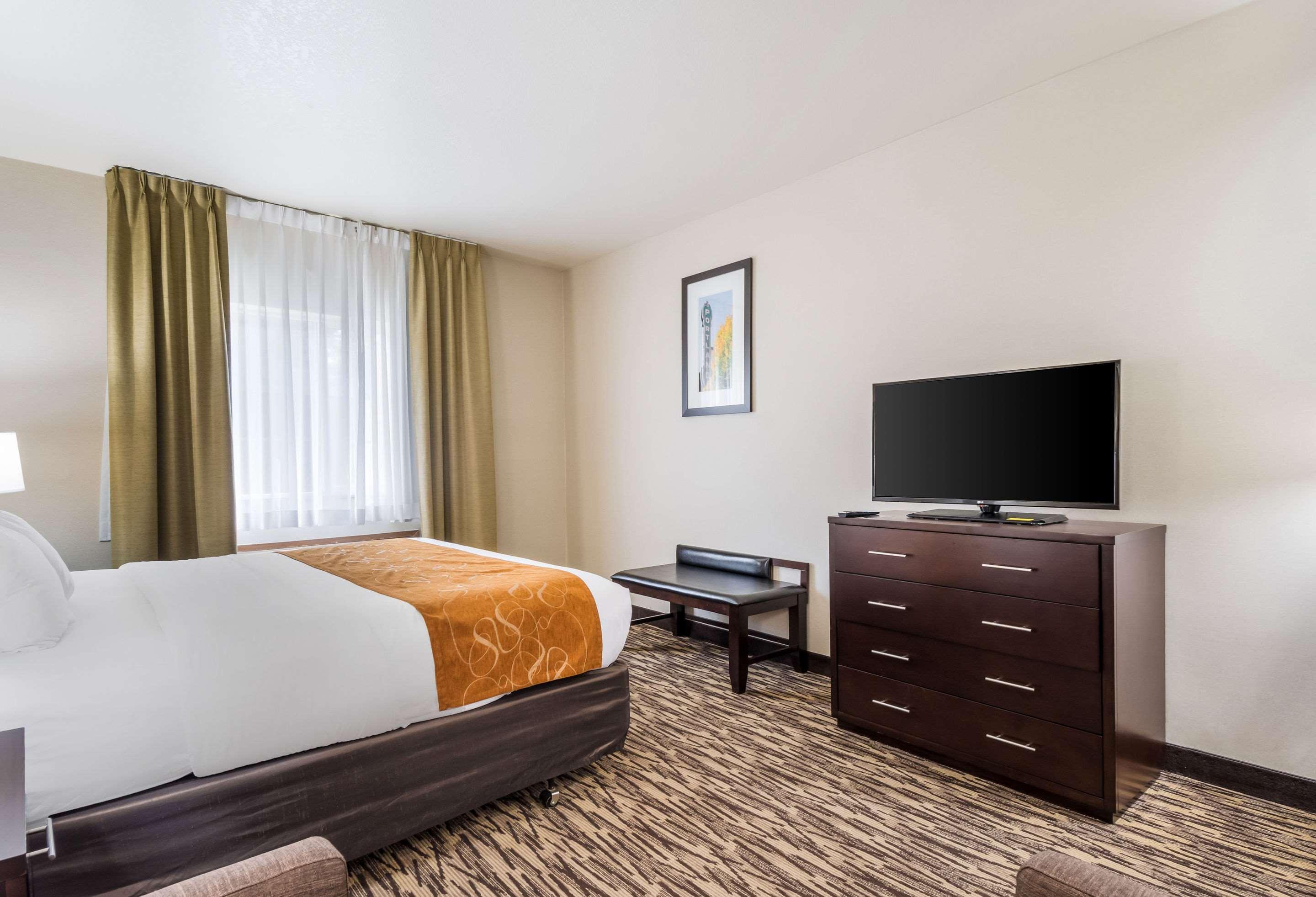 Comfort Suites Portland Airport Dış mekan fotoğraf