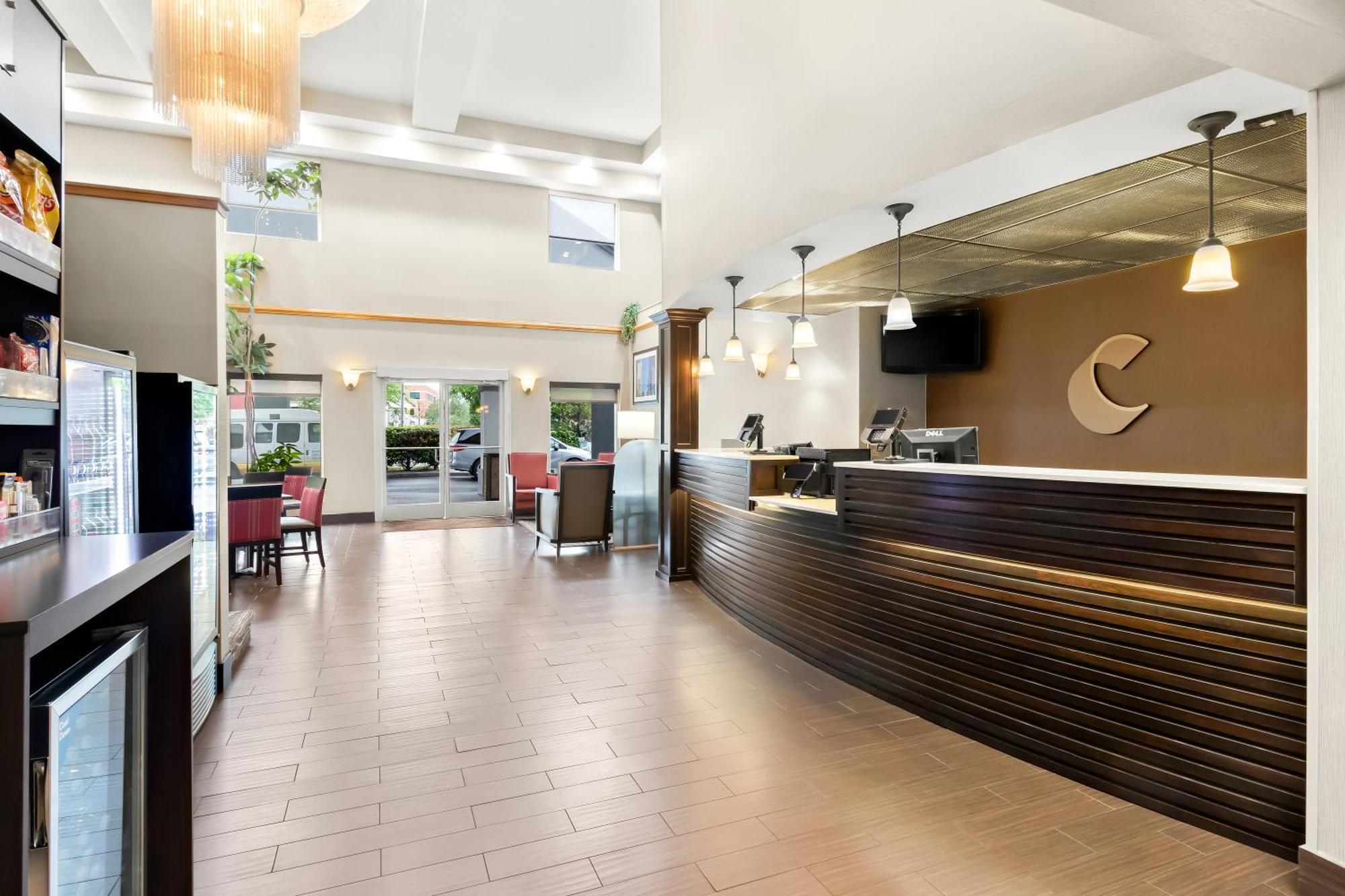 Comfort Suites Portland Airport Dış mekan fotoğraf