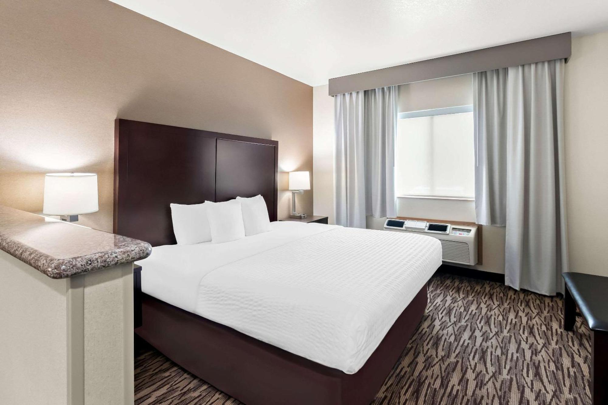 Comfort Suites Portland Airport Dış mekan fotoğraf